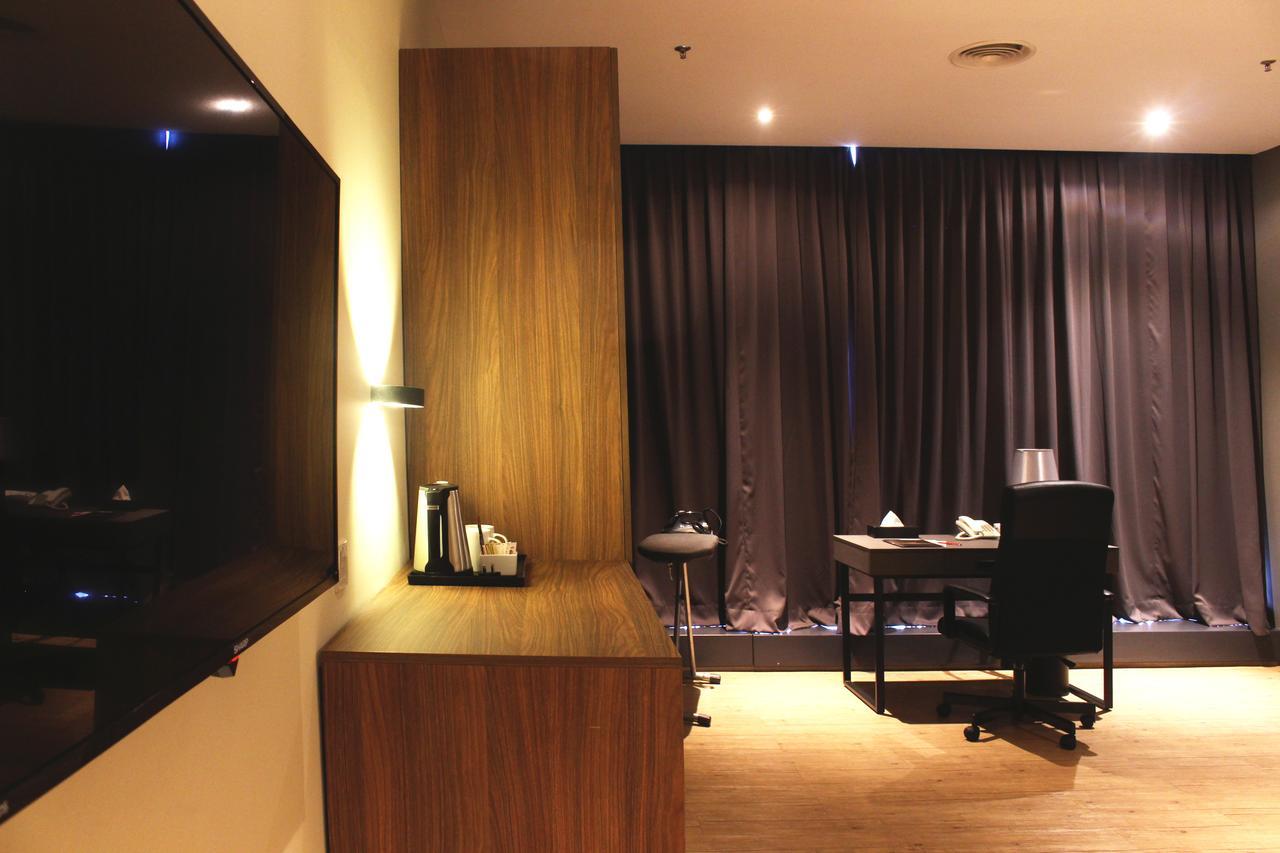 Imperial Regency Suites & Petaling Jaya กัวลาลัมเปอร์ ภายนอก รูปภาพ