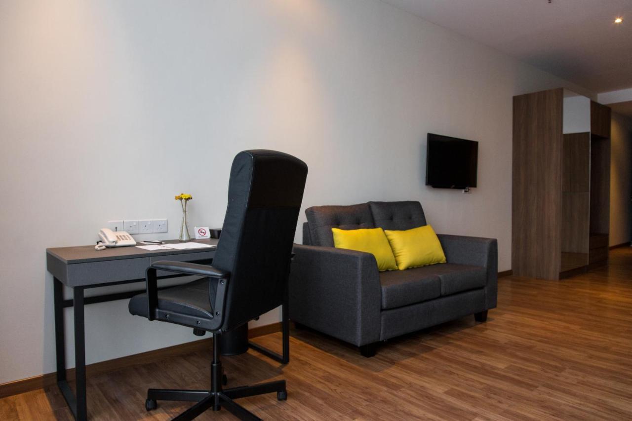 Imperial Regency Suites & Petaling Jaya กัวลาลัมเปอร์ ภายนอก รูปภาพ