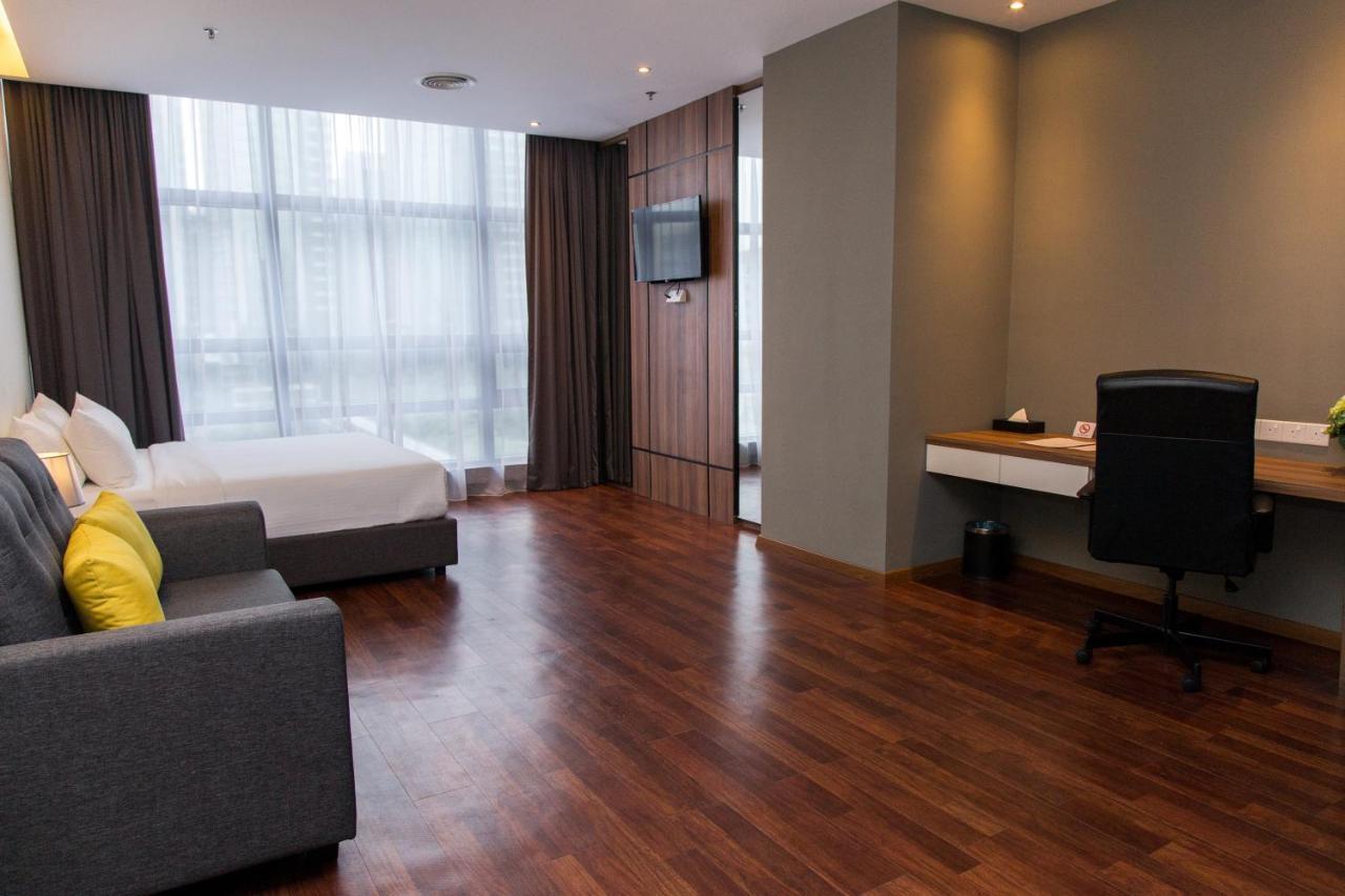 Imperial Regency Suites & Petaling Jaya กัวลาลัมเปอร์ ภายนอก รูปภาพ